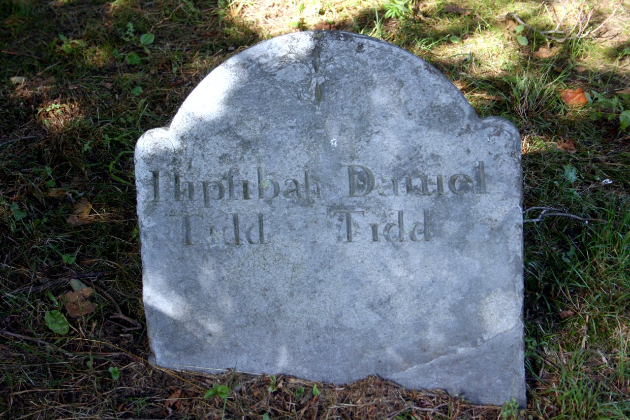 Weathered headstone of Hephzibah Tidd